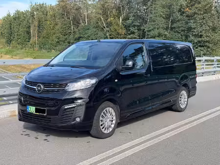 Opel Vivaro 136