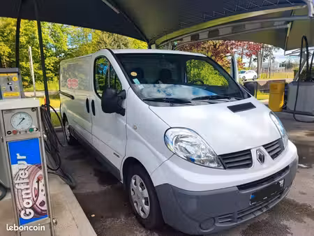 Renault Trafic 2.5 dCi 150