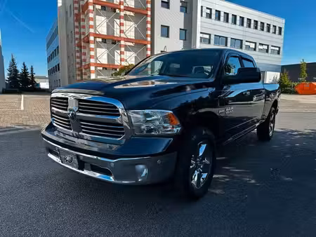 Dodge RAM 1500 V8 5.7