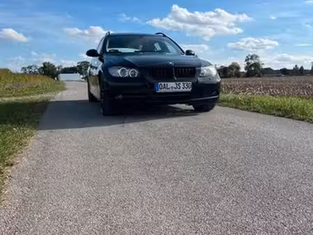 BMW Série 3 330d 3.0 231