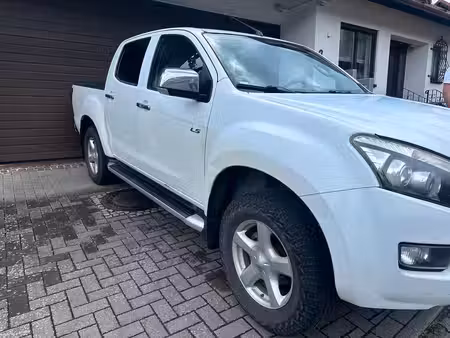 Isuzu D-max 2.5 163