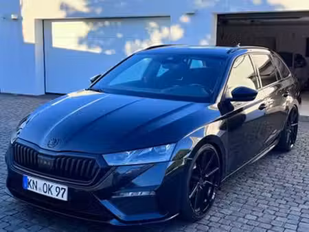 Škoda Octavia RS 2.0 TSI 230