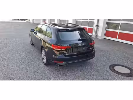 Audi A4 35 TDI 2.0 TDI 150