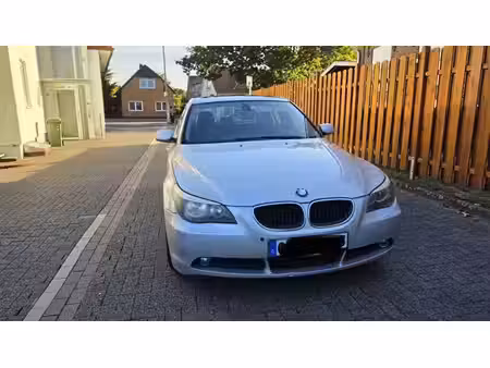 BMW Série 5 523i 2.5 177