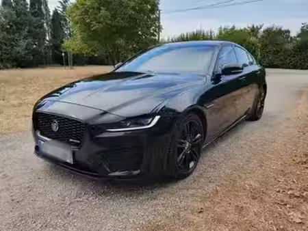 Jaguar XE D180 2.0 180 R Dynamic