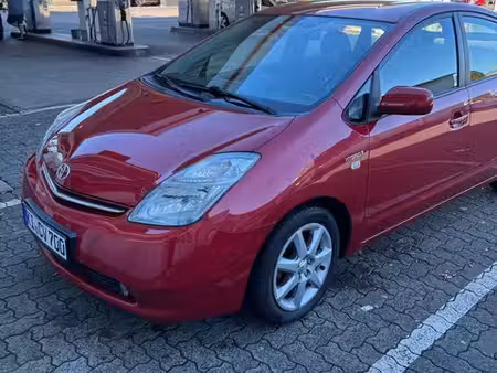 Toyota Prius 1.5 77