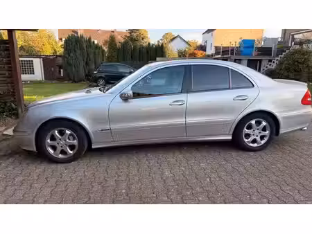 Mercedes-Benz Classe E E 320 V6 3.0 224