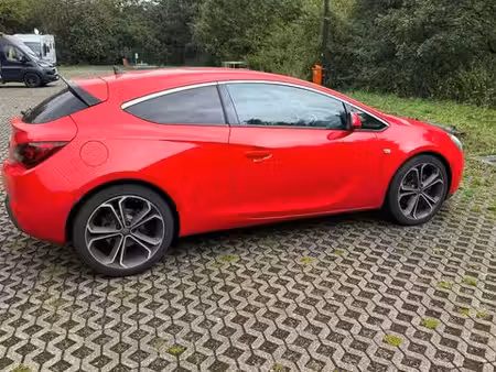 Opel Astra 2.0 CDTI 165 Edition