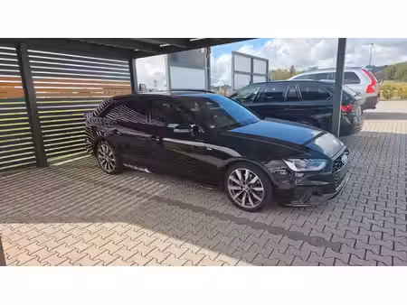 Audi A4 30 TDI 2.0 TDI 136 S line