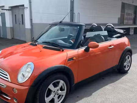 Mini Cabrio Cooper 1.6 115