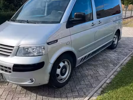 Volkswagen Transporter T5 2.5 TDI 174
