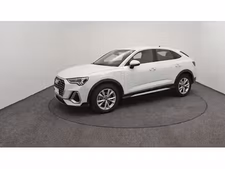 Audi Q3 45 TFSI 1.4 TFSI 150 S line