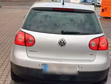 Volkswagen Golf 1.6 105