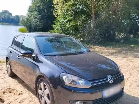 Volkswagen Golf 1.6 TDI 105
