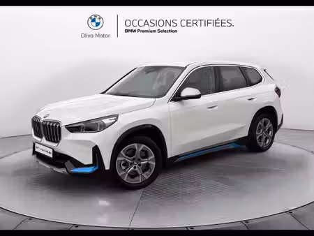 BMW iX1 
