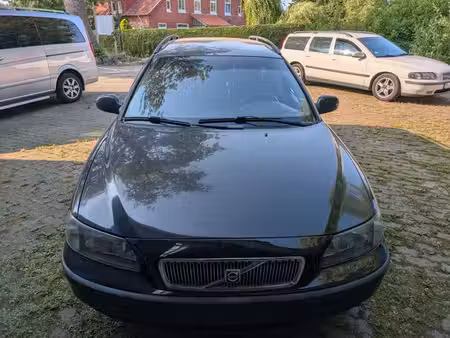 Volvo V70 2.4 200