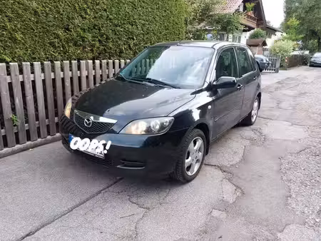 Mazda Mazda2 75