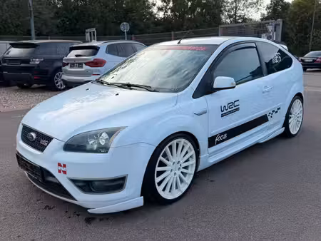 Ford Focus ST 2.5 225