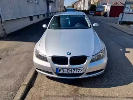 BMW Série 3 318i 2.0