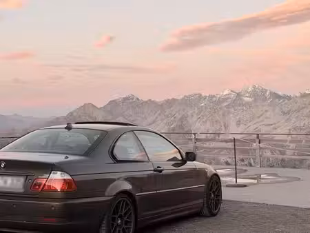 BMW Série 3 330d 3.0 204