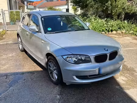 BMW Série 1 118i 2.0 143