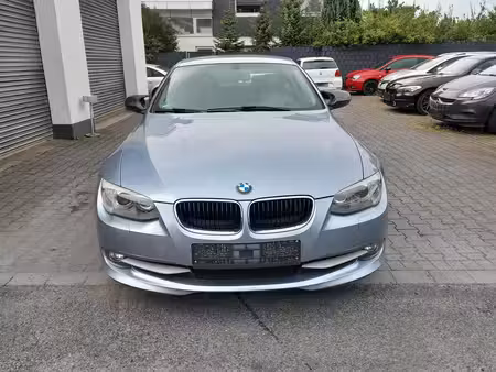 BMW Série 3 318i