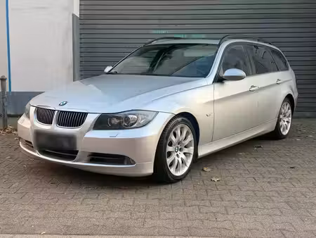 BMW Série 3 330d 3.0 231
