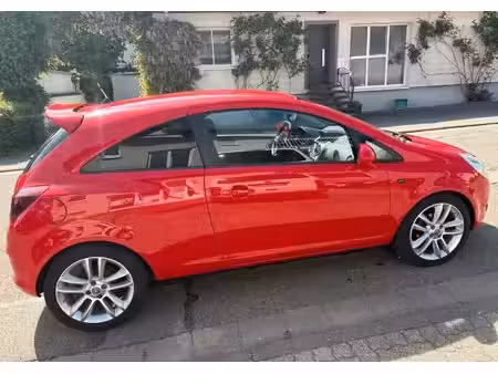 Opel Corsa 1.4 90