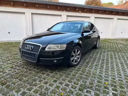 Audi A6 V6 2.4 170