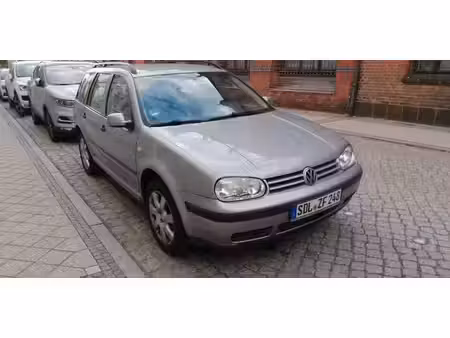 Volkswagen Golf 1.6 TDI 110 Base