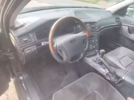 Volvo S80 2.4 140