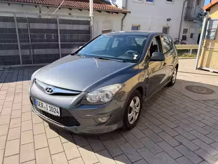 Hyundai i30 1.6 CRDi 90