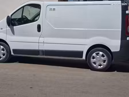Renault Trafic dCi 90
