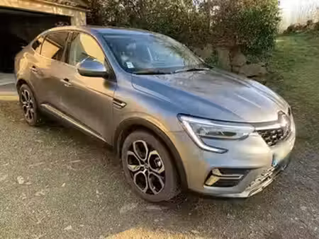 Renault Arkana E-Tech 1.6 145 Techno