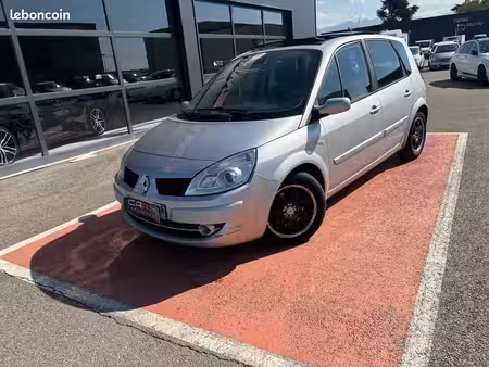Renault Scénic 2.0 dCi 150