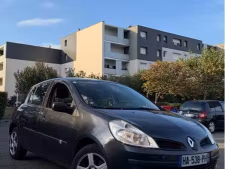 Renault Clio 1.2 75