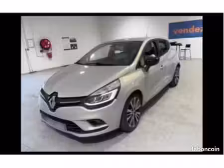 Renault Clio Initiale
