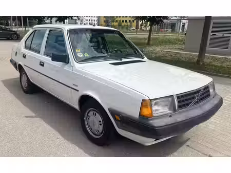 Volvo 340 