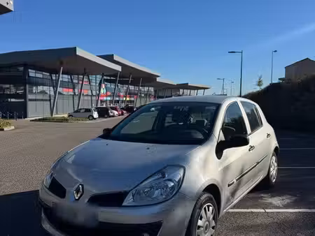Renault Clio 1.4 98