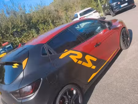 Renault Clio RS 1.6 T 200