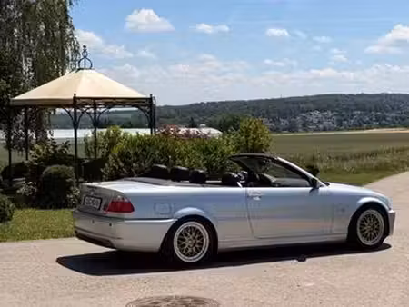 BMW Série 3 320i 2.2 170