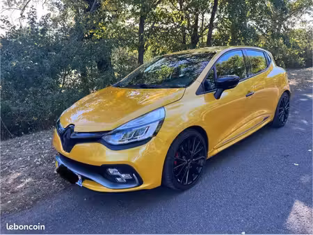 Renault Clio RS Trophy 1.6 T 220