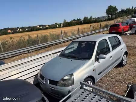 Renault Clio 1.4 98