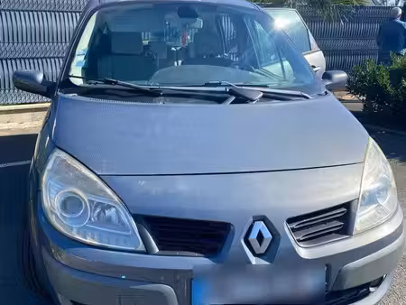 Renault Scénic 1.9 dCi 130