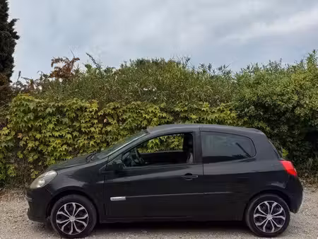 Renault Clio 1.2 75 Rip Curl
