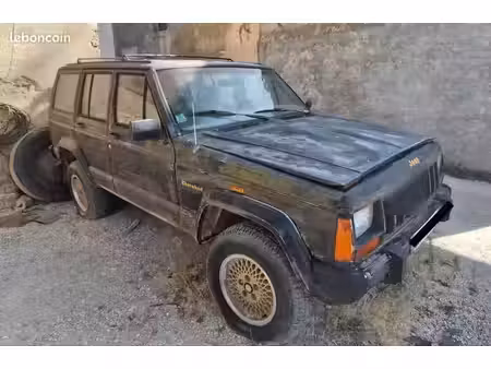Jeep Cherokee 2.5 115