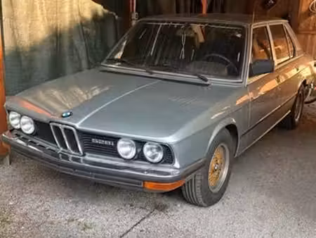 BMW Série 5 528i