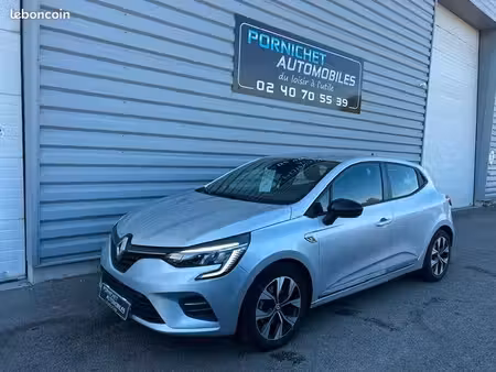 Renault Clio E-Tech 1.6 145 Limited