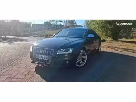 Audi A5 S5 V8 4.2 FSI 354 quattro