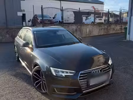 Audi A4 2.0 TDI 150 S line